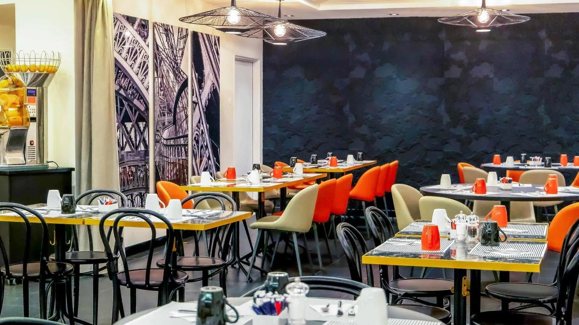 Novotel Paris 17 Hotel