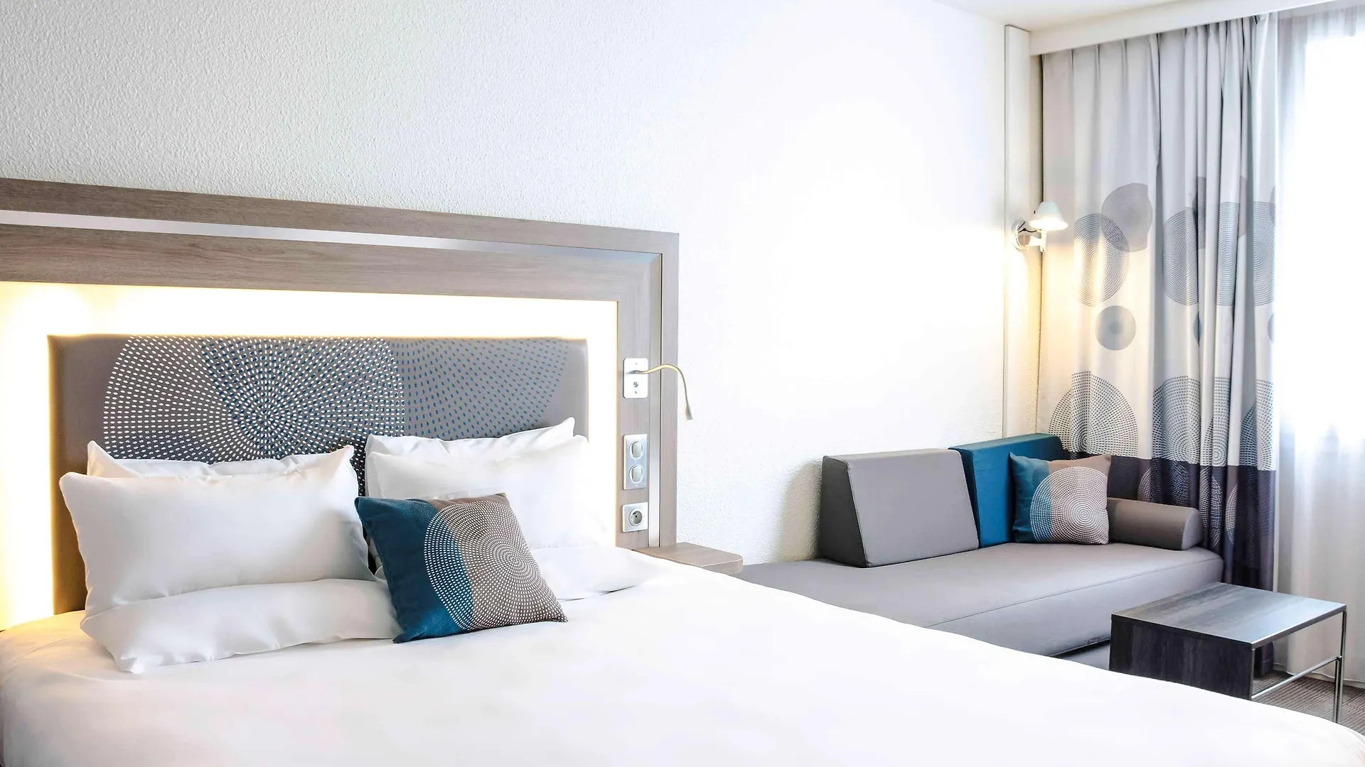 Novotel Paris 17 4*,  Γαλλία