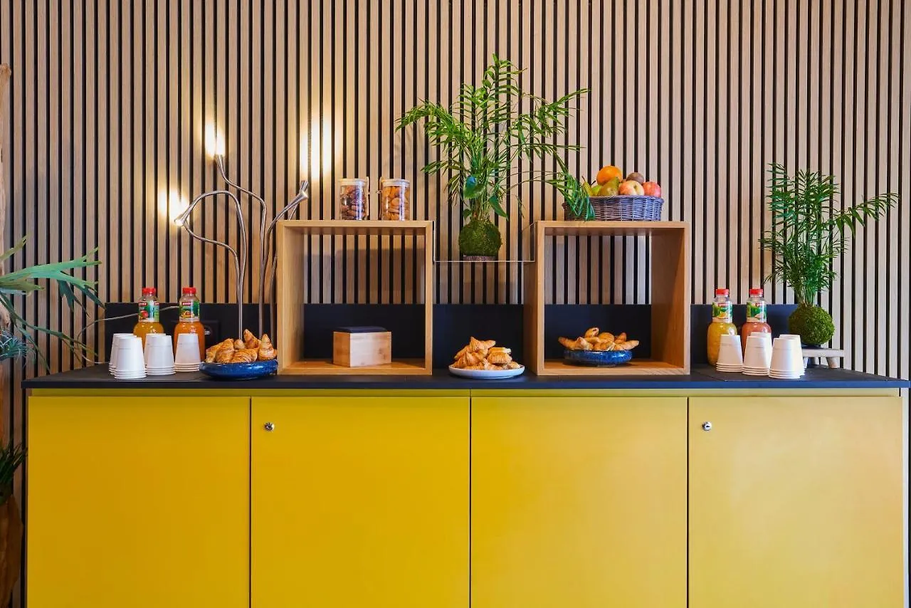 Novotel Paris 17 4*,  Γαλλία