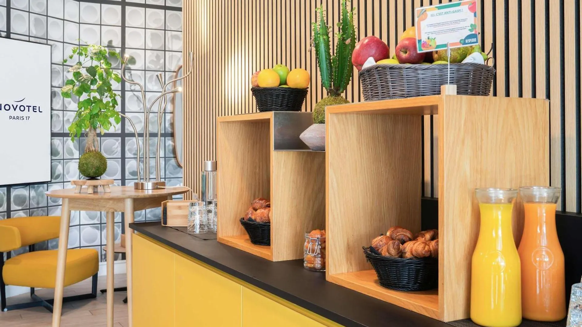 Novotel Paris 17